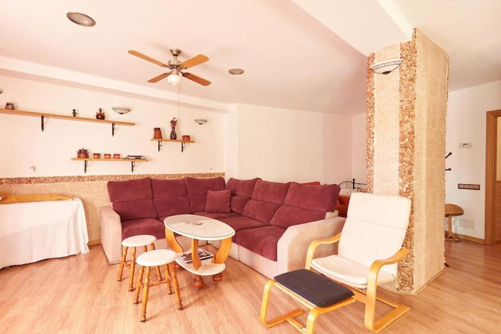 Trampantojo Apartamento En El Corazon De Pamplona Leilighet Eksteriør bilde