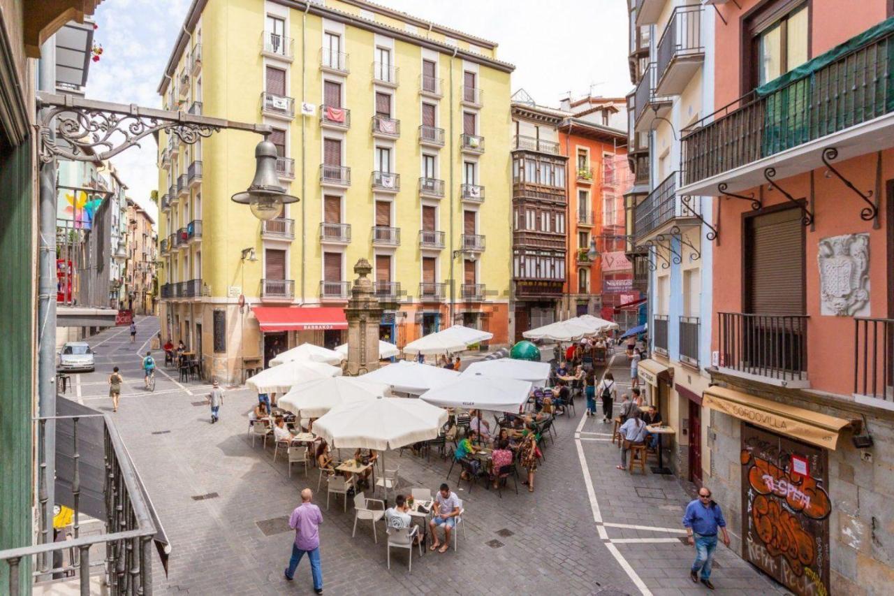 Trampantojo Apartamento En El Corazon De Pamplona Leilighet Eksteriør bilde