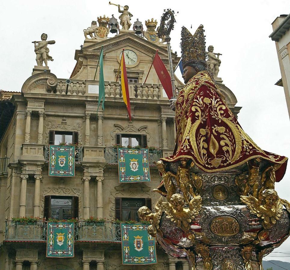 Trampantojo Apartamento En El Corazon De Pamplona Leilighet Eksteriør bilde